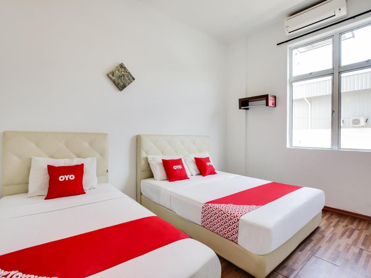 Hotel OYO 89617 Selesa View Bukit Gambir Exterior foto